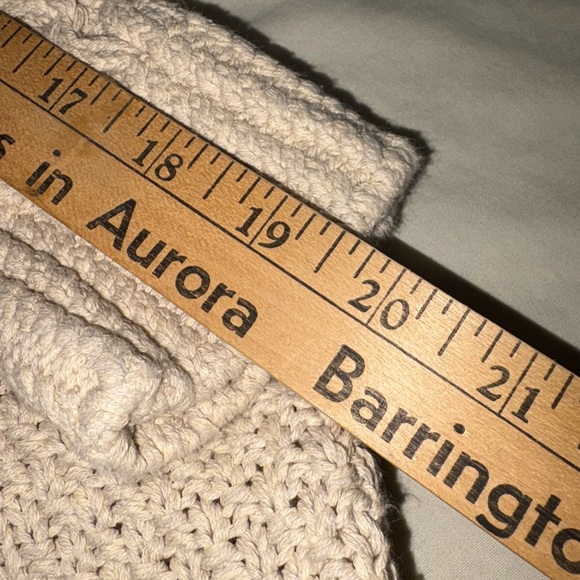 L.L. Bean Signature 100% Cotton Fisherman Cable-Knit Chunky Sweater Medium - Picture 10 of 10